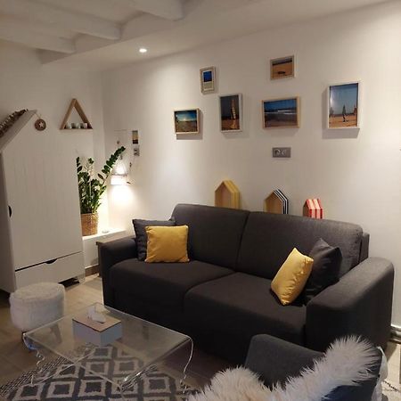 Comme Une Maison, Duplex Terrasse Hypercentre De Trouville Luaran gambar